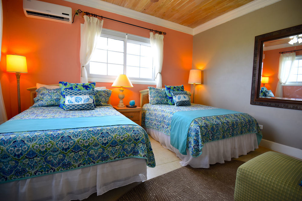 Old Bight Rollezz Villas Beach Resort מראה חיצוני תמונה